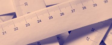 ruler to measure standard sizes for print products